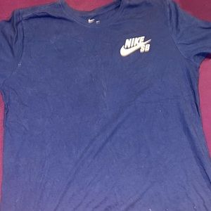 Blue Nike short sleeve